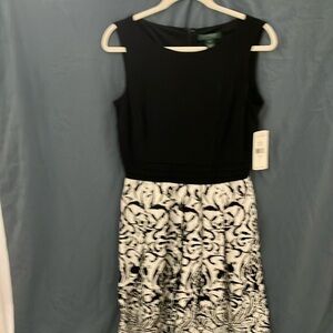Lauren Ralph Lauren: Black/White floral pattern Dress- 100% cotton- size 10